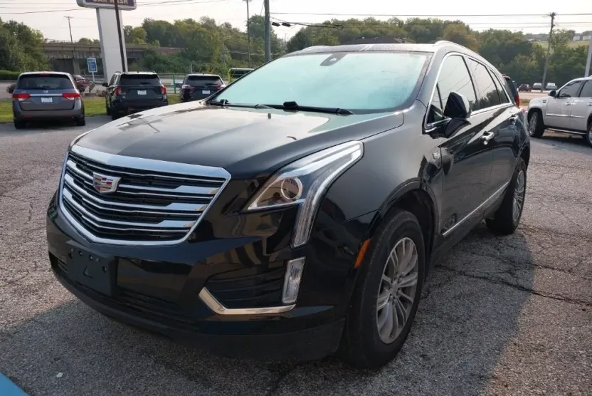 2017 Cadillac XT5 Luxury photo 1