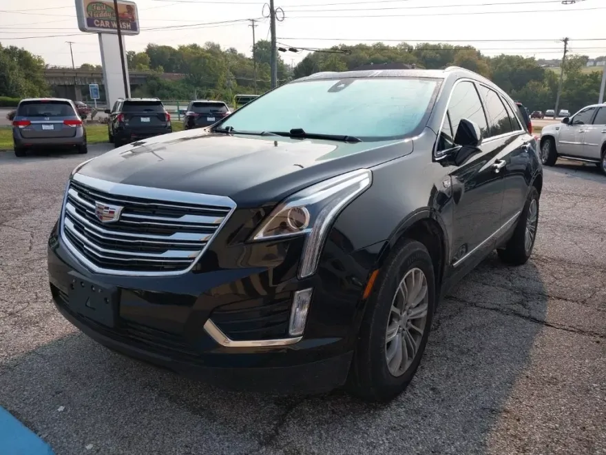 2017 Cadillac XT5 Luxury photo 1