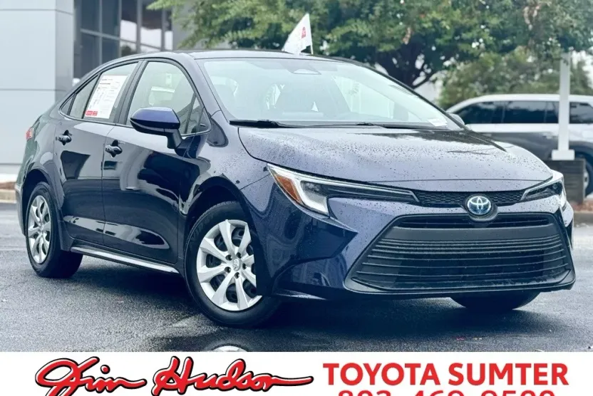 2024 Toyota Corolla Hybrid LE photo 1