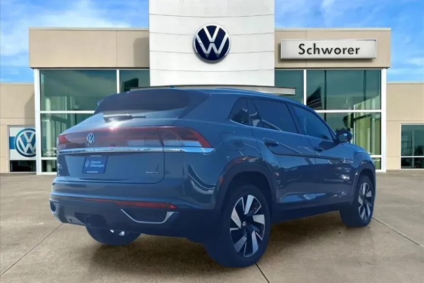 2026 Volkswagen Atlas Cross Sport SE Technology photo 1