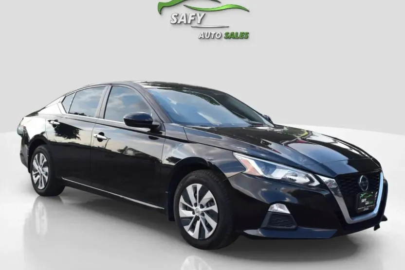 2019 Nissan Altima 2.5 photo 1