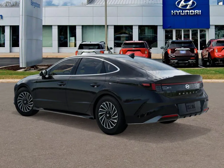 2025 Hyundai Sonata Hybrid Limited photo 1