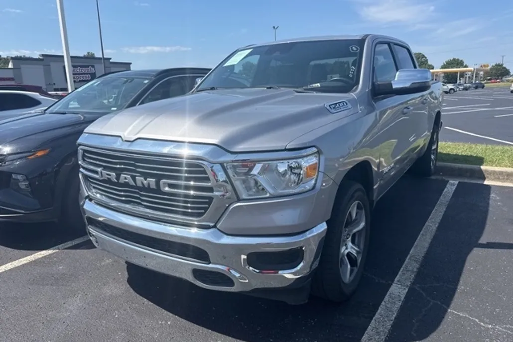 2024 Ram 1500 Laramie photo 1