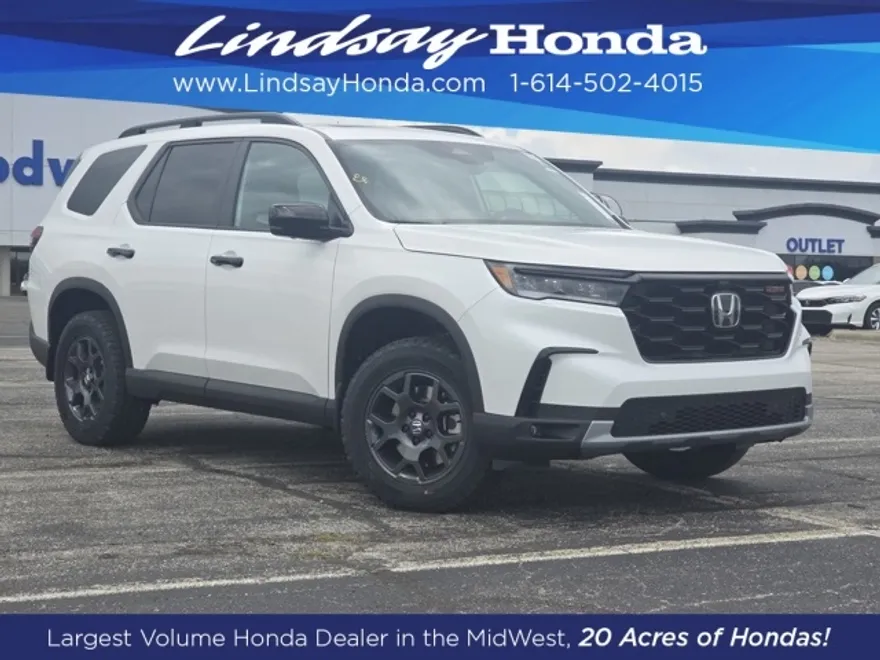 2025 Honda Pilot TrailSport photo 1