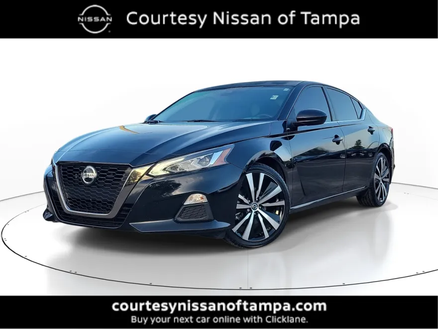 2021 Nissan Altima SR photo 1