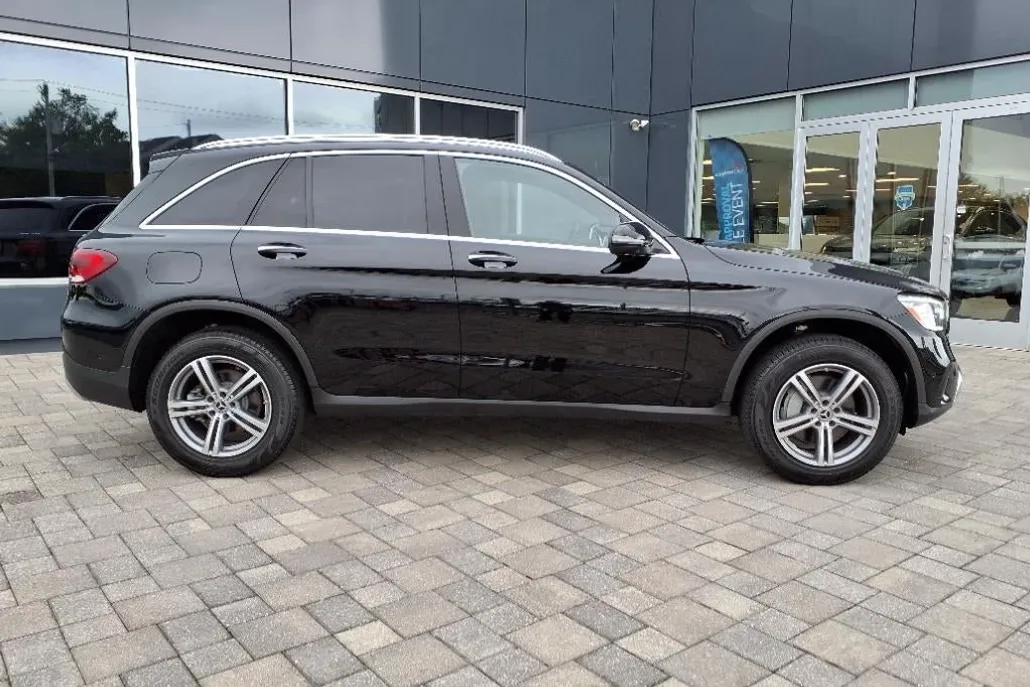 2022 Mercedes Benz GLC 300 4MATIC photo 1
