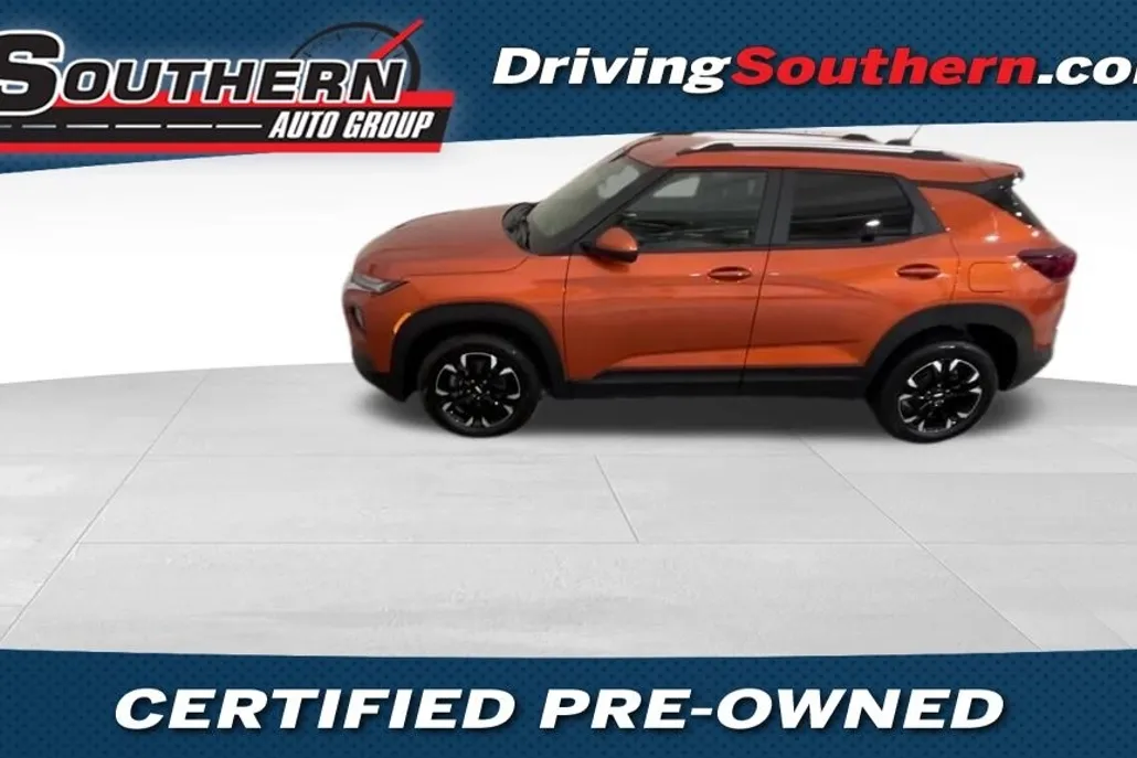 2023 Chevrolet Trailblazer LT photo 1