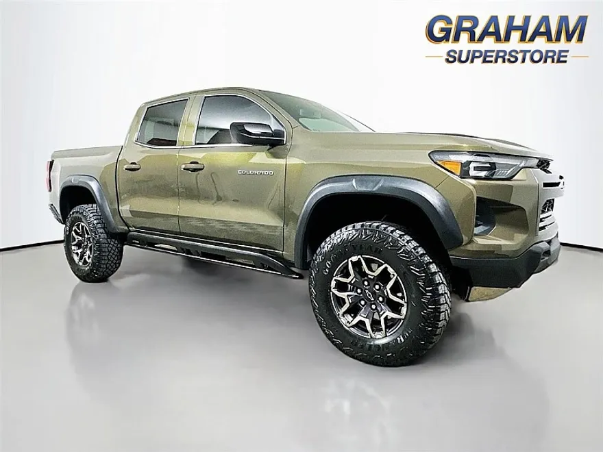 2024 Chevrolet Colorado ZR2 photo 1