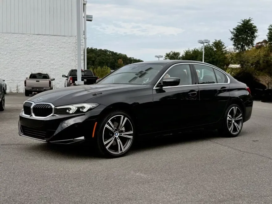 2024 Bmw 330i photo 1