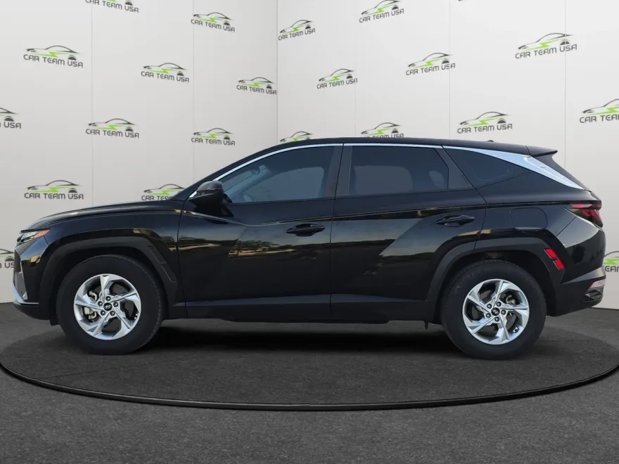 2024 Hyundai Tucson SE photo 1