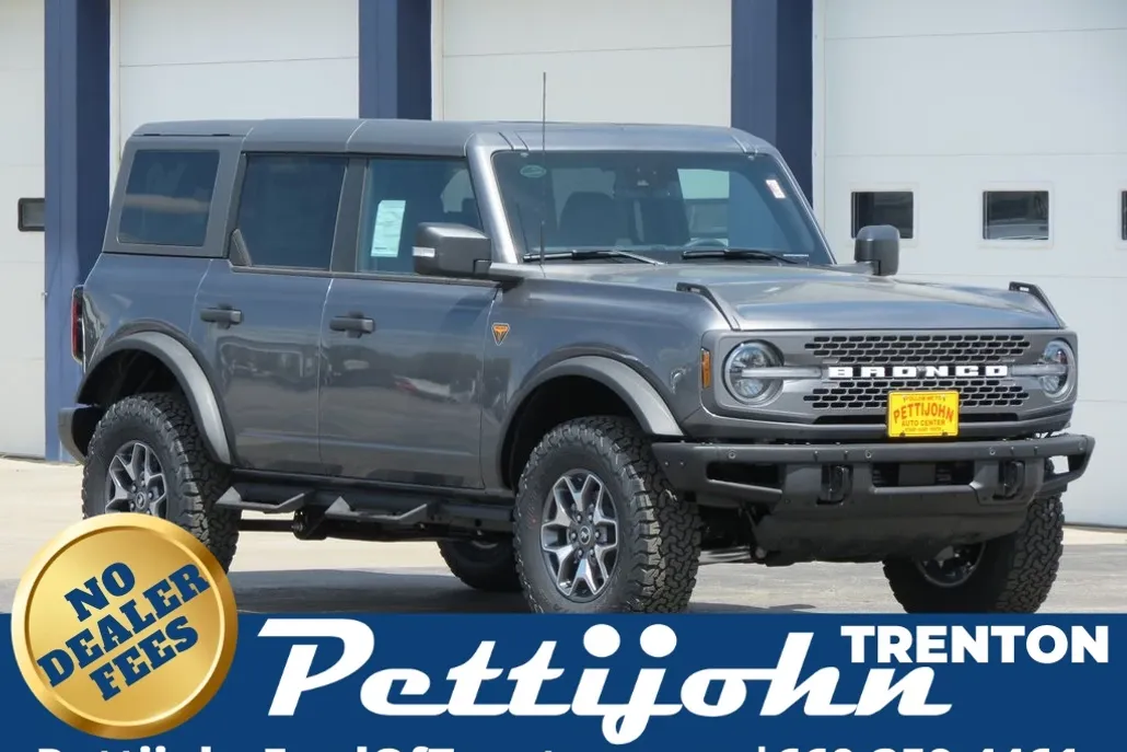 2024 Ford Bronco Badlands photo 1