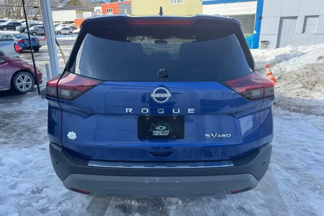 2022 Nissan Rogue SV AWD photo 1