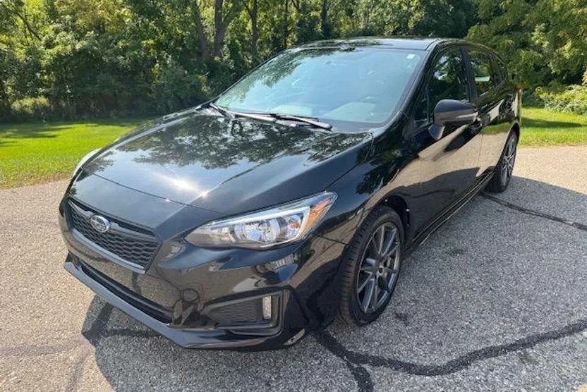 2019 Subaru Impreza Sport photo 1