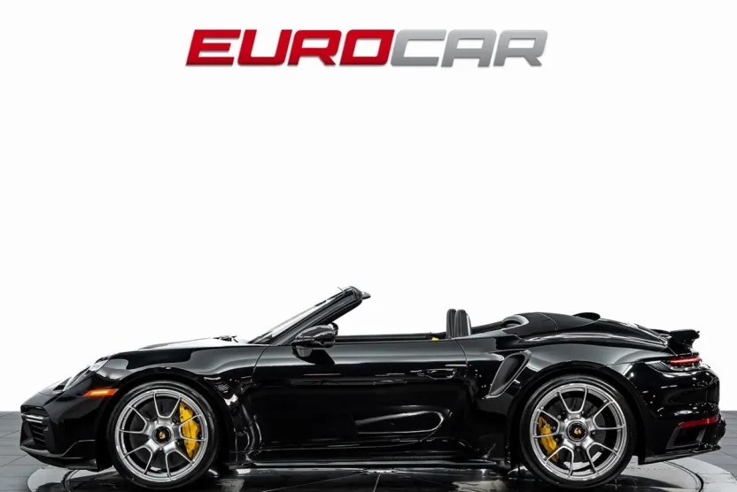 2025 Porsche 911 Turbo S photo 1