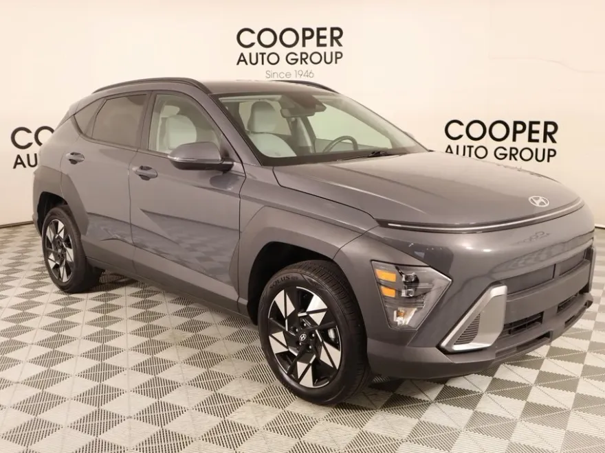 2024 Hyundai Kona SEL photo 1