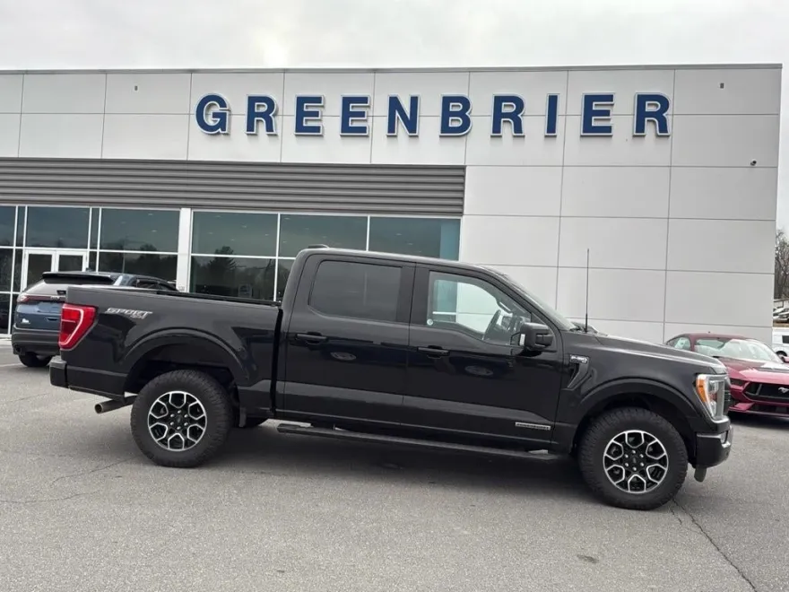 2022 Ford F-150 XLT photo 1