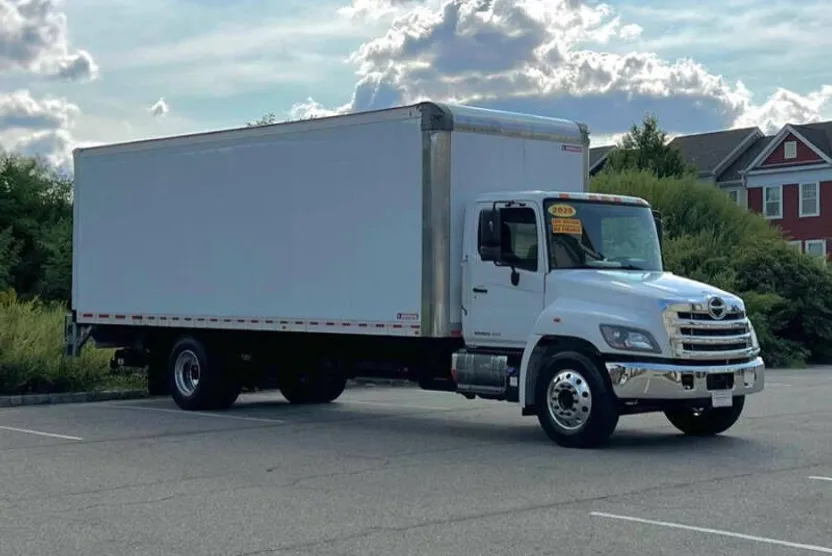 2020 Hino Conventional Type Truck Single Cab photo 1