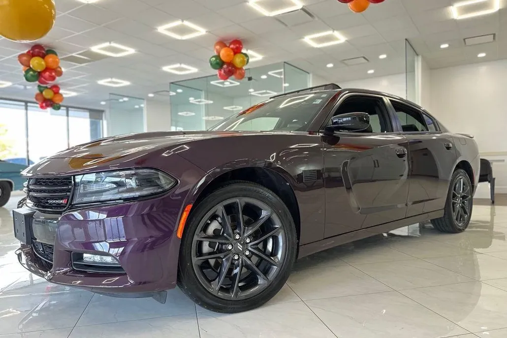 2021 Dodge Charger SXT photo 1