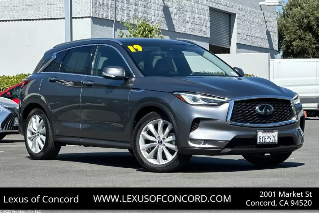 2019 Infiniti QX50 Luxe photo 1
