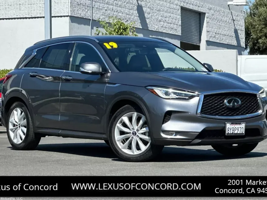 2019 Infiniti QX50 Luxe photo 1