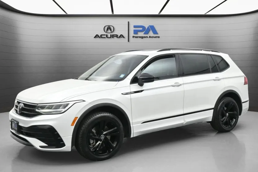 2023 Volkswagen Tiguan SE R-Line Black photo 1