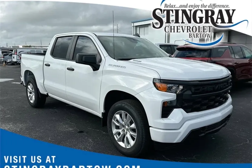 2025 Chevrolet Silverado 1500 Custom photo 1