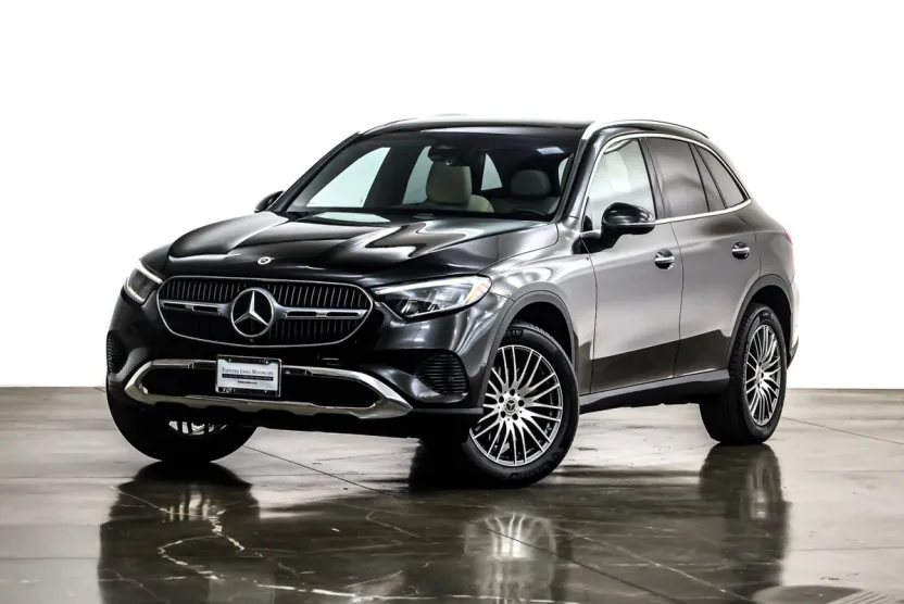 2024 Mercedes Benz GLC 300 4MATIC photo 1
