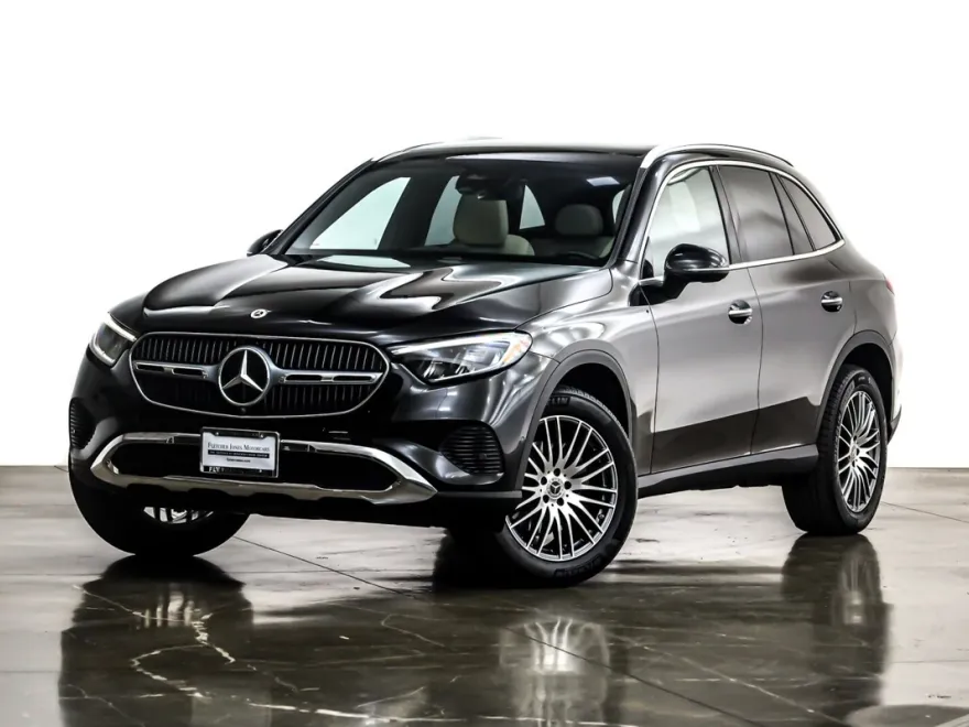 2024 Mercedes Benz GLC 300 4MATIC photo 1