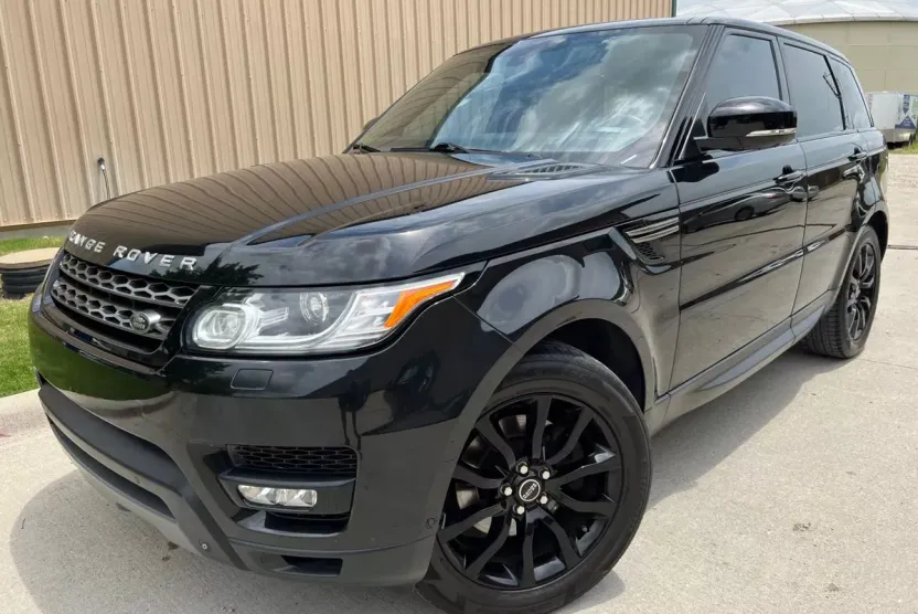 2014 Land Rover Range Rover Sport SE photo 1