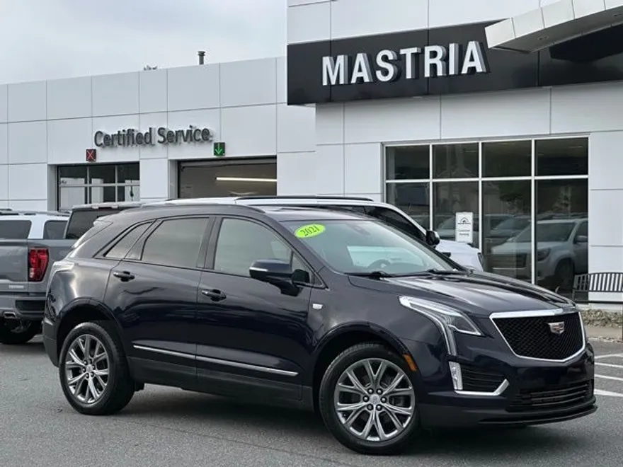 2021 Cadillac XT5 Sport photo 1