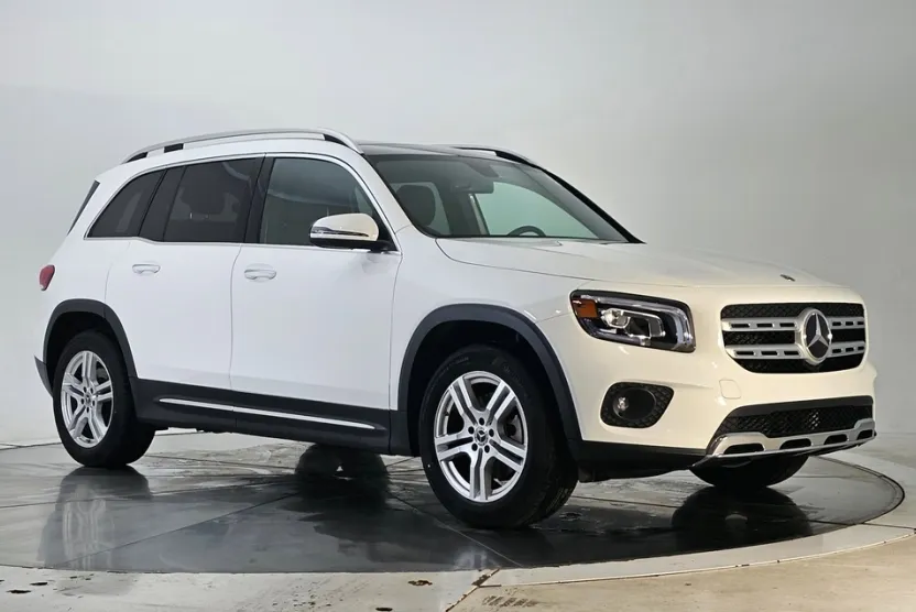 2022 Mercedes Benz GLB 250 4MATIC photo 1