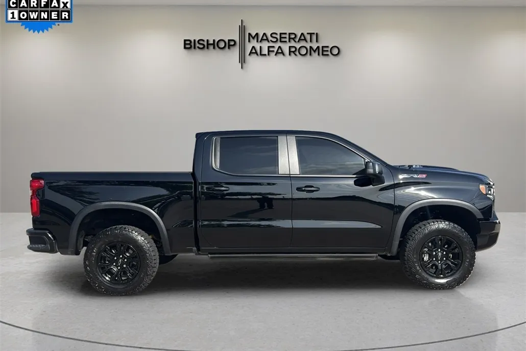 2024 Chevrolet Silverado 1500 ZR2 photo 1