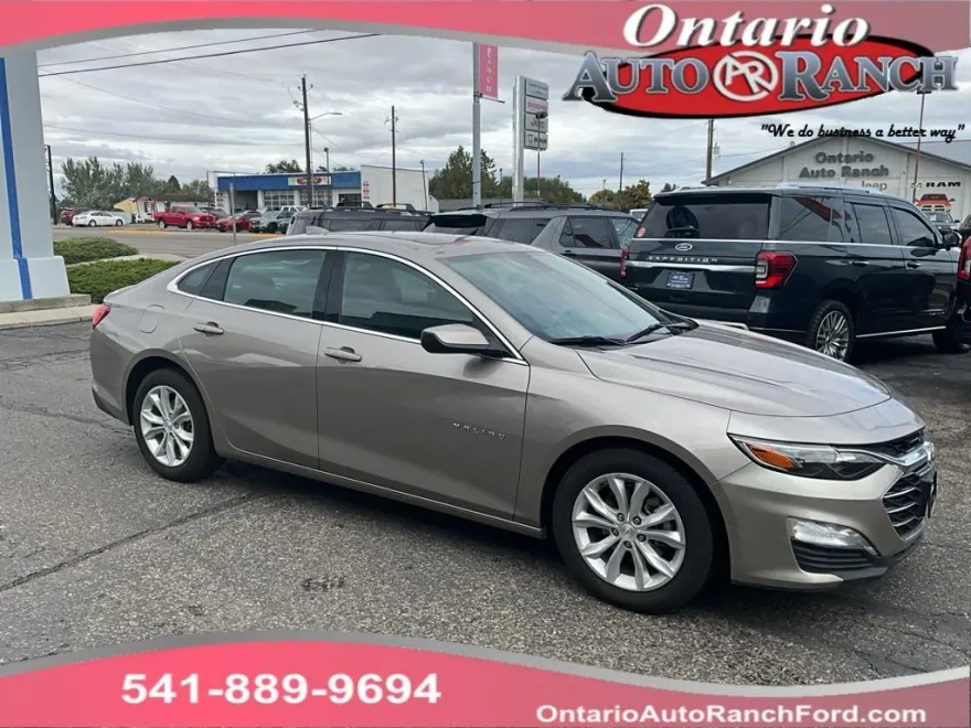 2024 Chevrolet Malibu 1LT photo 1