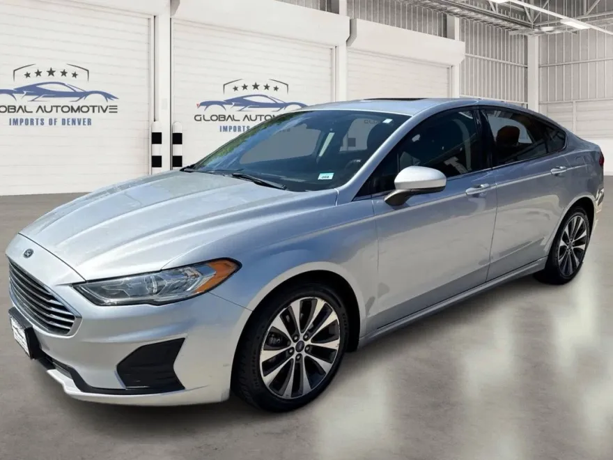 2019 Ford Fusion SE photo 1