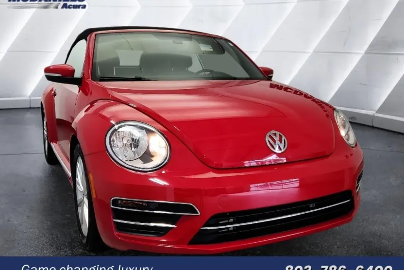 2018 Volkswagen Beetle S Convertible photo 1