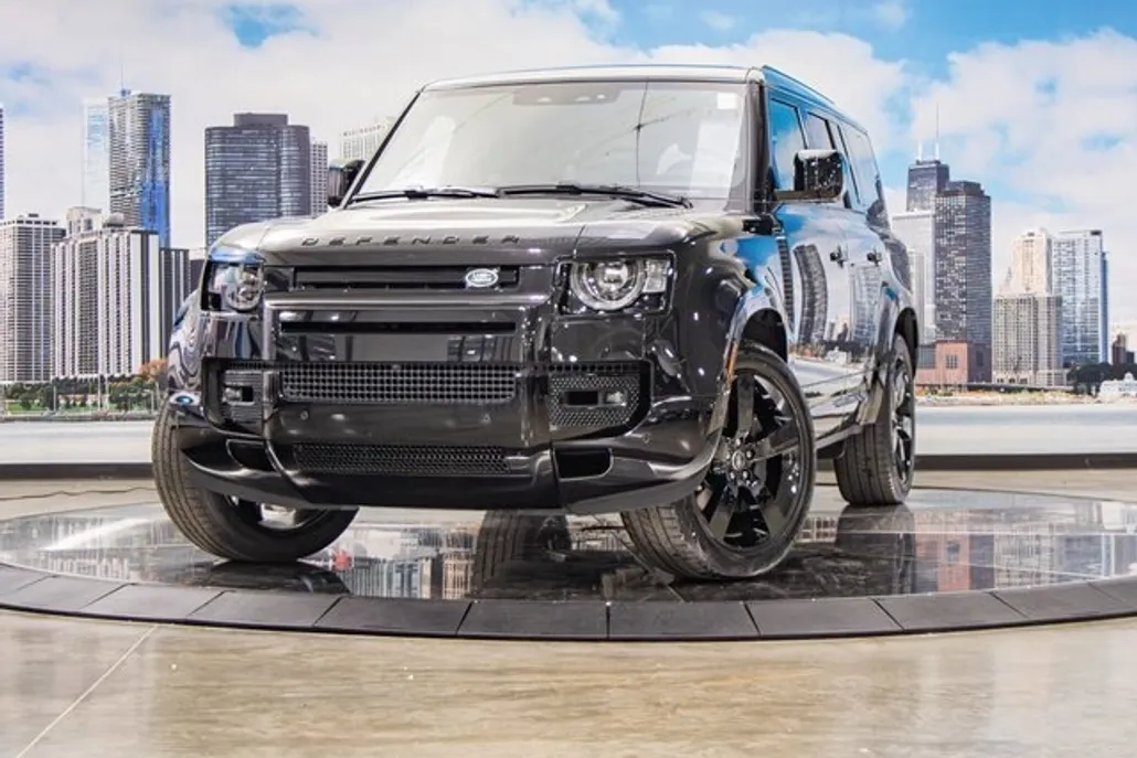 2025 Land Rover Defender X-Dynamic SE photo 1