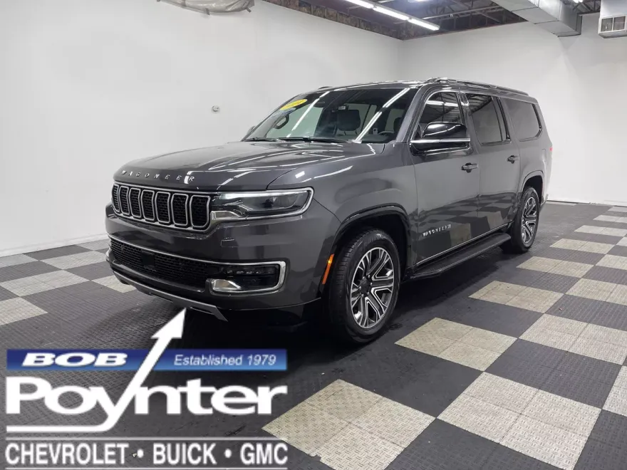 2024 Jeep Wagoneer L Series II photo 1