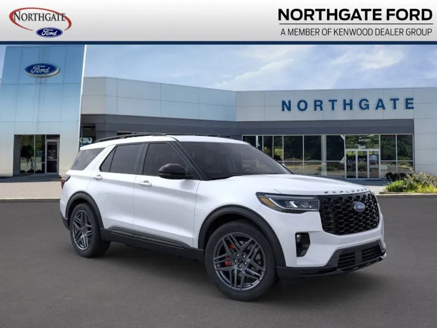 2025 Ford Explorer ST photo 1