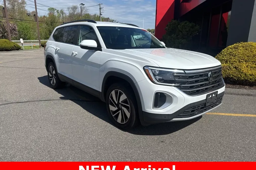 2024 Volkswagen Atlas SE Technology photo 1