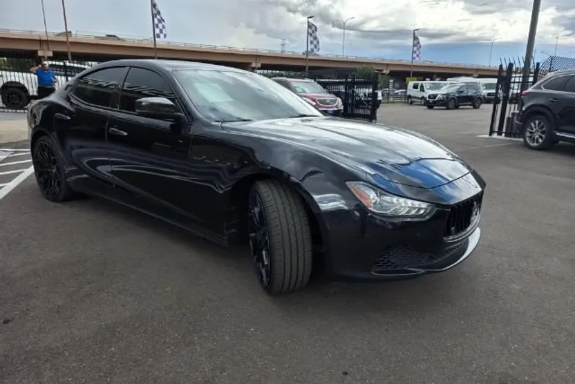 2017 Maserati Ghibli S Q4 photo 1