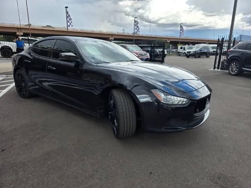 2017 Maserati Ghibli S Q4 photo 1
