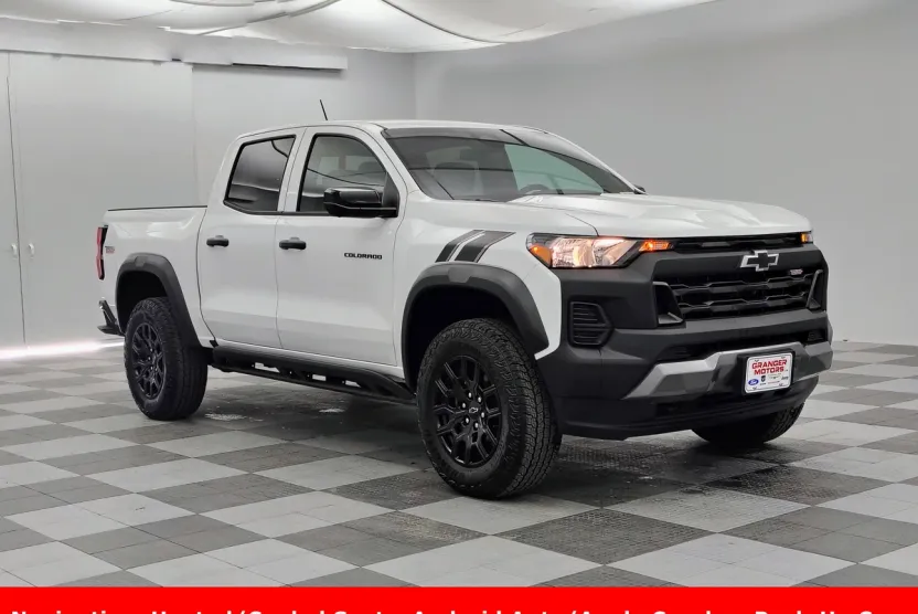 2026 Chevrolet Colorado Trail Boss photo 1