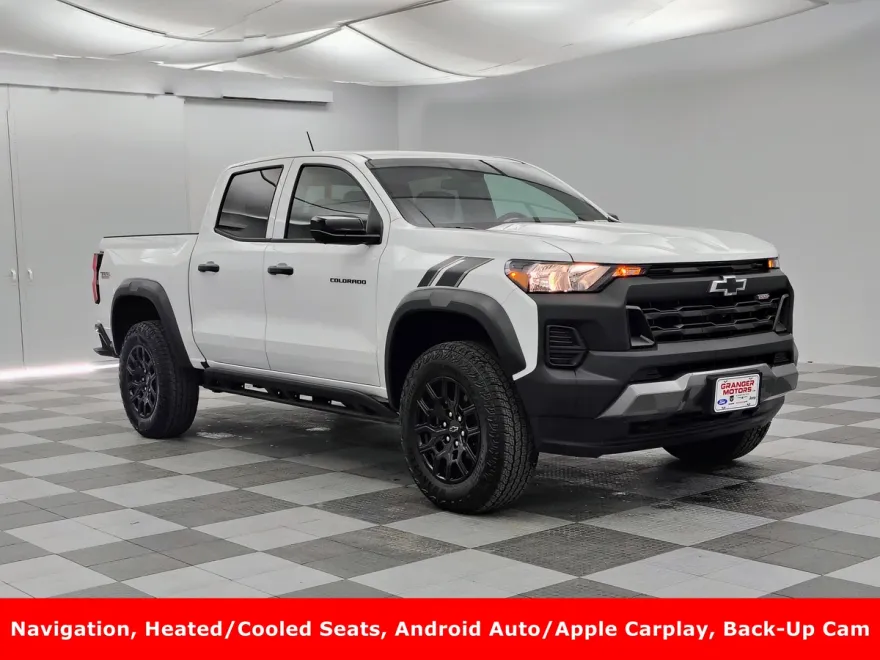 2026 Chevrolet Colorado Trail Boss photo 1