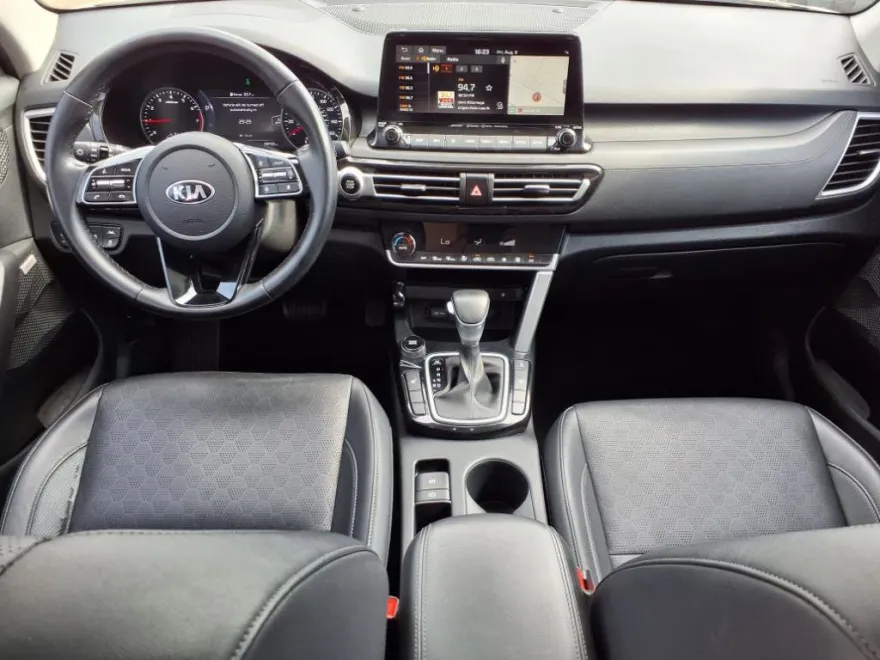 2021 Kia Seltos SX photo 1