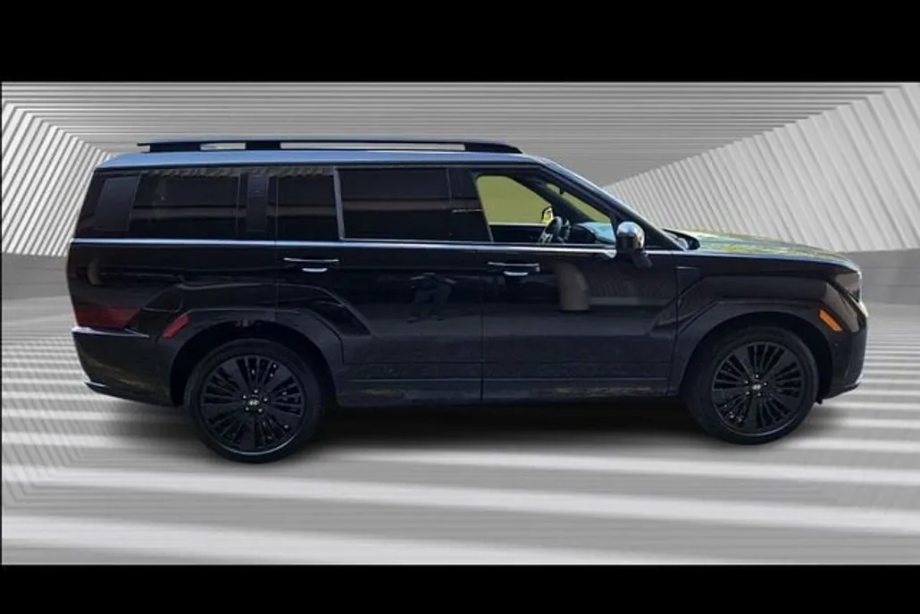 2025 Hyundai Santa Fe Calligraphy photo 1