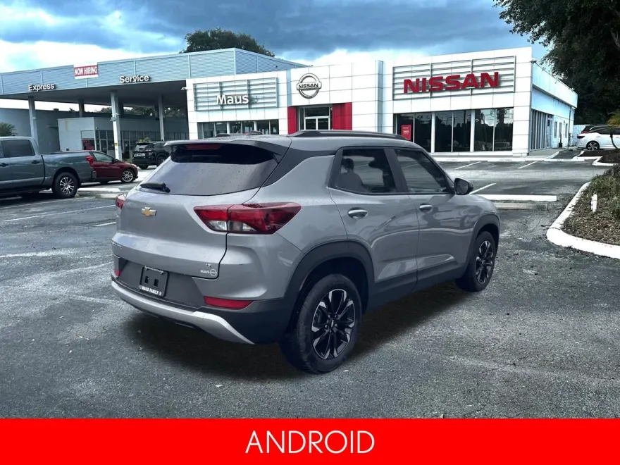 2023 Chevrolet Trailblazer LT photo 1