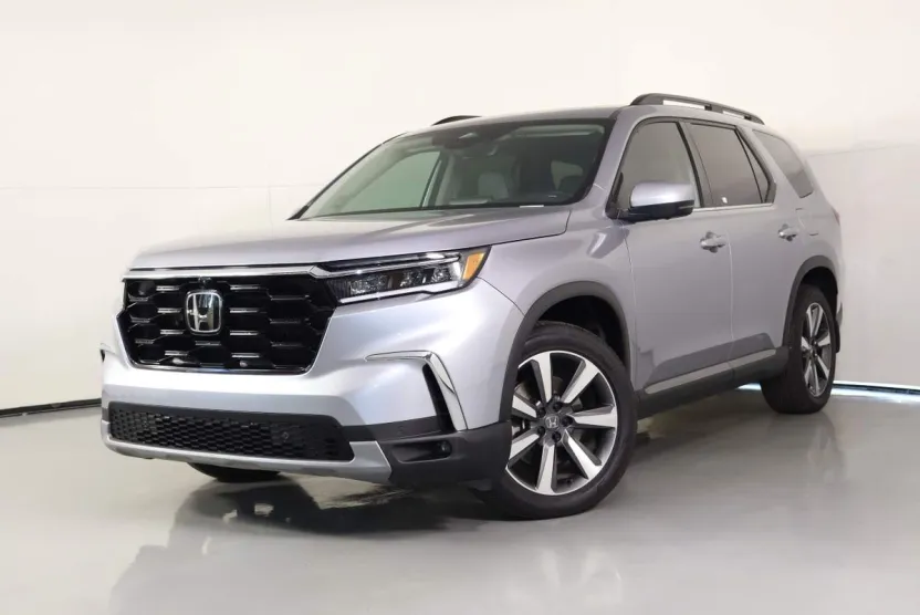 2025 Honda Pilot Elite photo 1