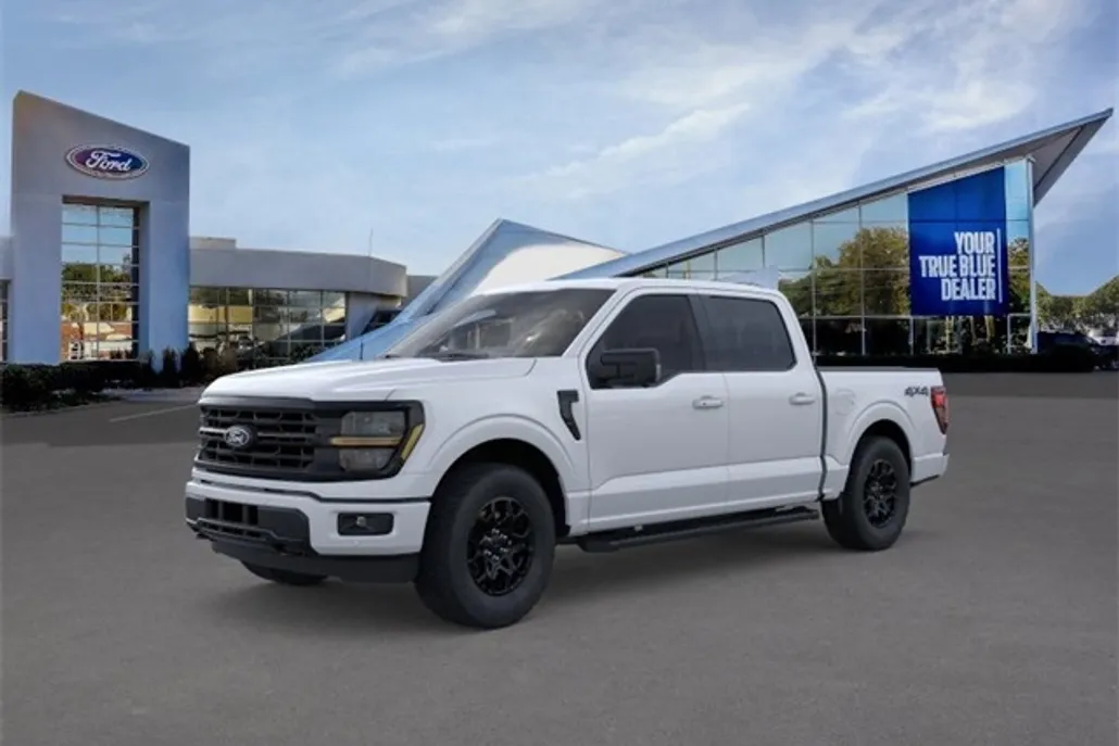 2025 Ford F-150 XLT photo 1