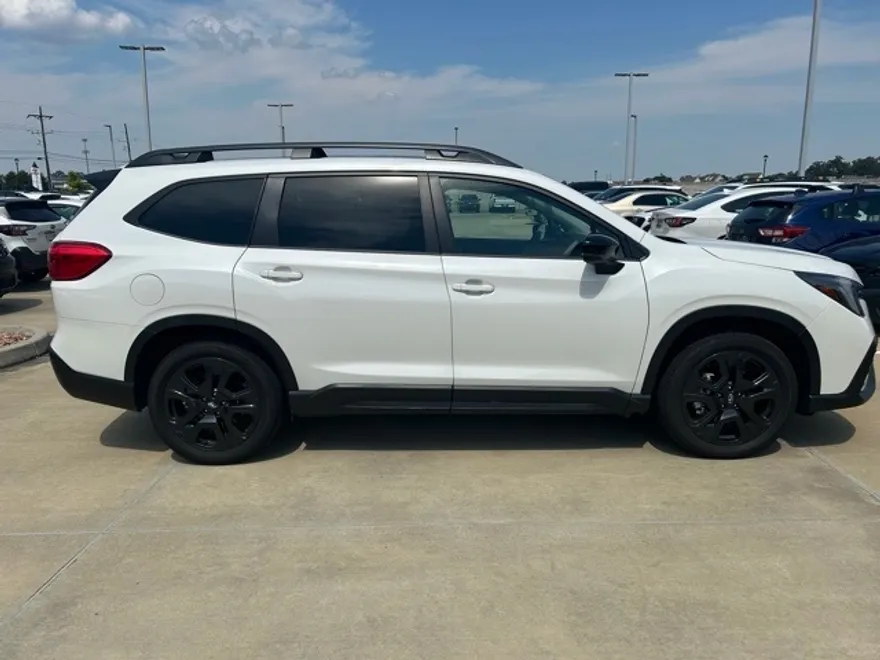 2024 Subaru Ascent Onyx Edition photo 1
