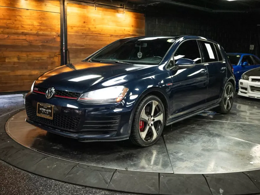 2016 Volkswagen Golf GTI Performance photo 1